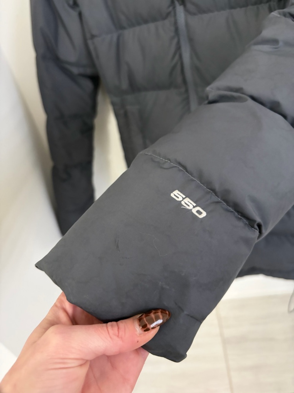 The North Face Women's Charcoal Hooded Puffer Coat - Picture 2 of 6